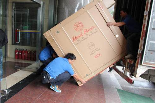 中山钢琴贵重工艺品无忧运